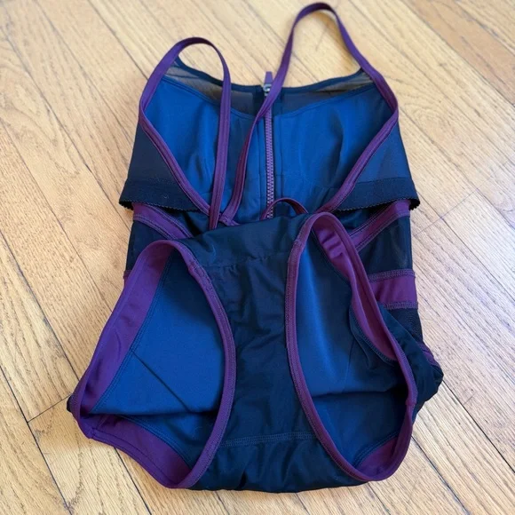 Sweaty Betty Zip Front One Piece Swimsuit - XS - Picture 7 of 8